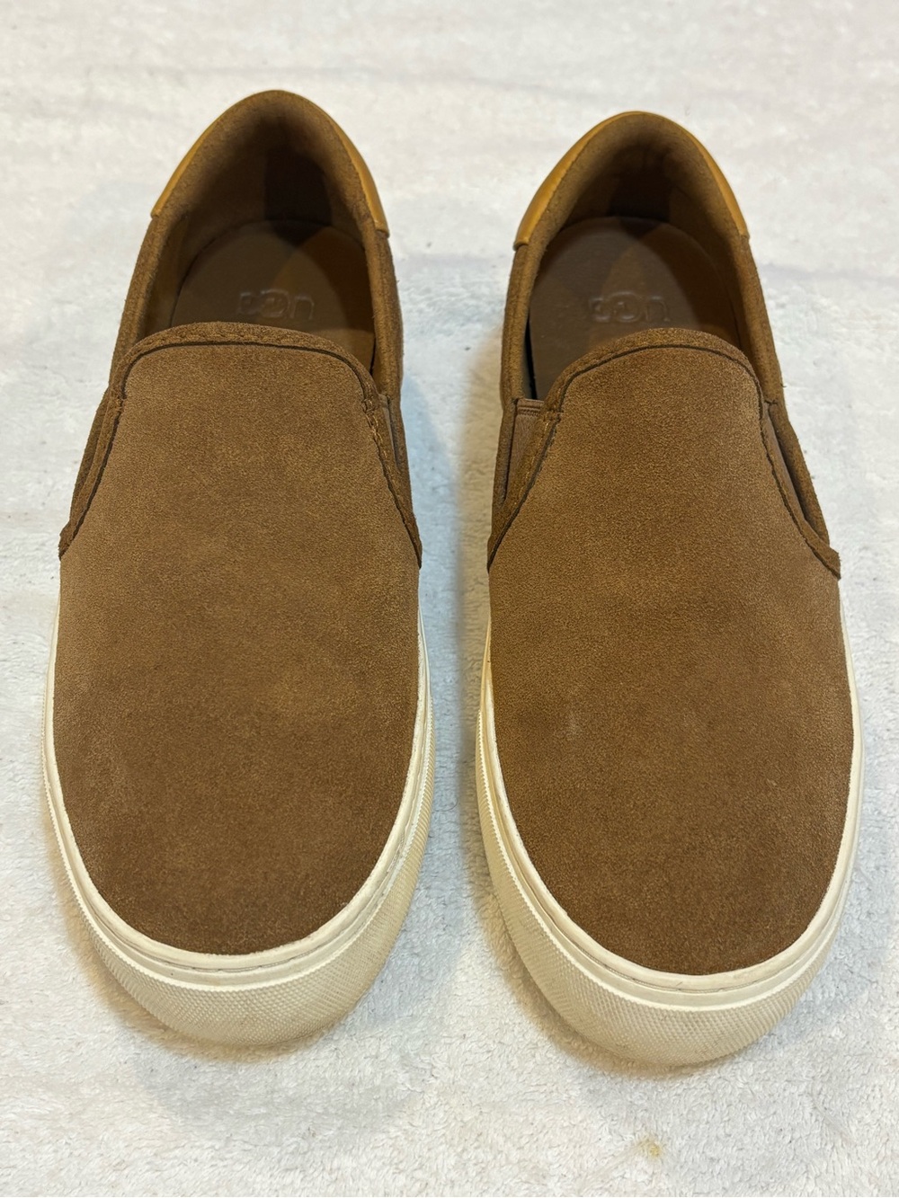 Almost Brand New UGG Jass Suede Platform Slip On 1106545 Women’s Size 7 Loafer